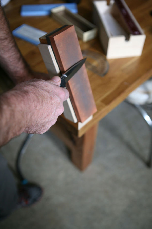 DIY knife sharpening jig. Made from spare wood, existing stones
