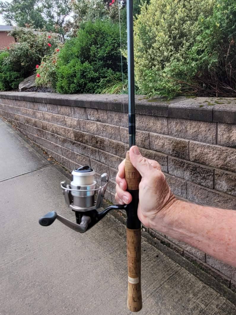 How to Cast a Spinning Reel—The Three Best Methods - ManMadeDIY
