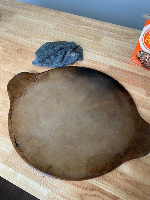 The Best Way To Clean a Pizza Stone - ManMadeDIY