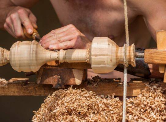 18 Best Online Woodworking Classes [2022] - ManMadeDIY