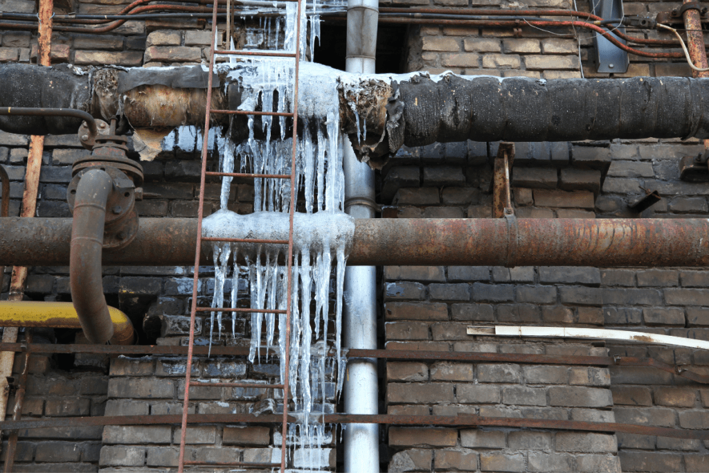 10 Tips For How To Keep Pipes From Freezing - ManMadeDIY