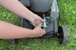 How to Change the Oil, Spark Plugs, and Fuel Filter of a Lawn Mower