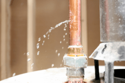 7 Subtle Indicators of a Major Plumbing Problem in Your Home