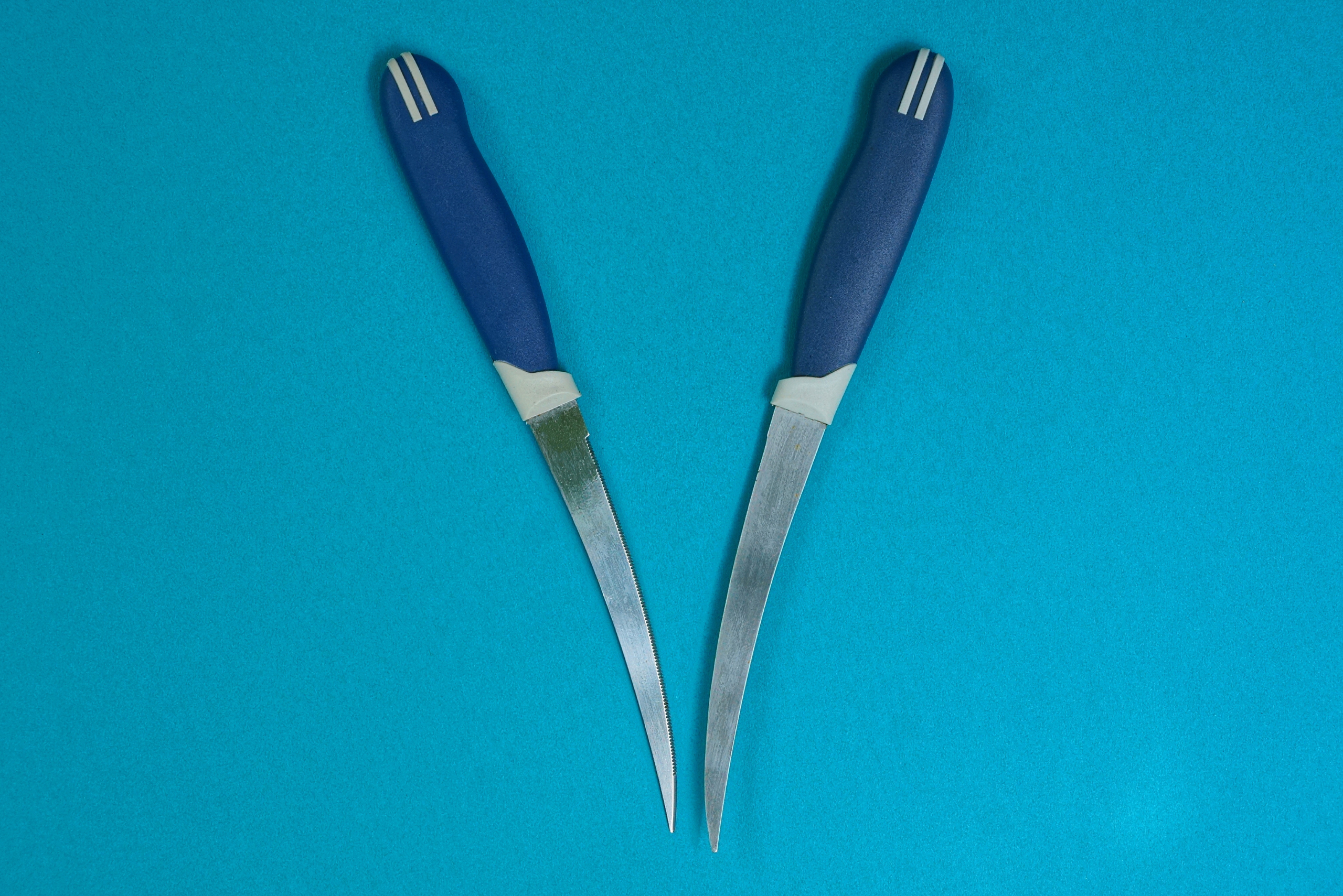 Two thin knives.