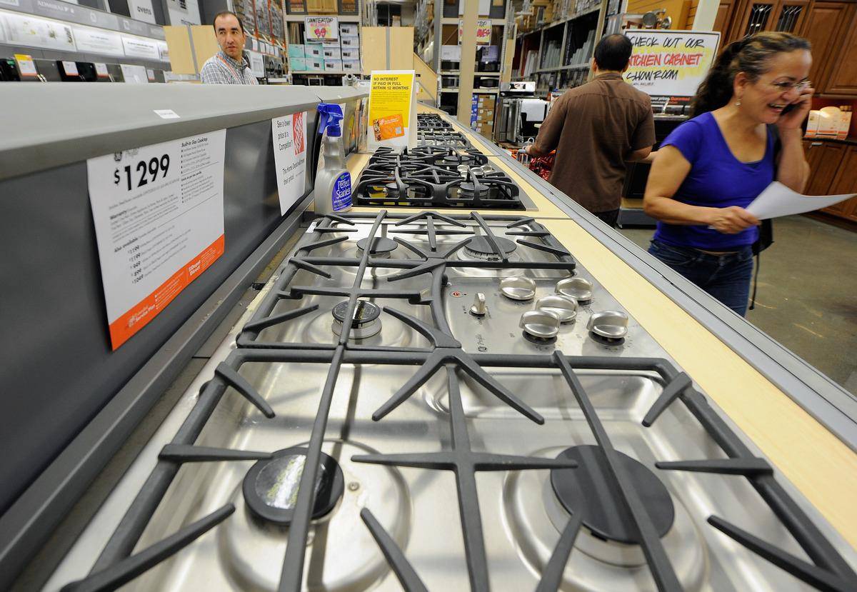 Grates of a stove in Home Depot.