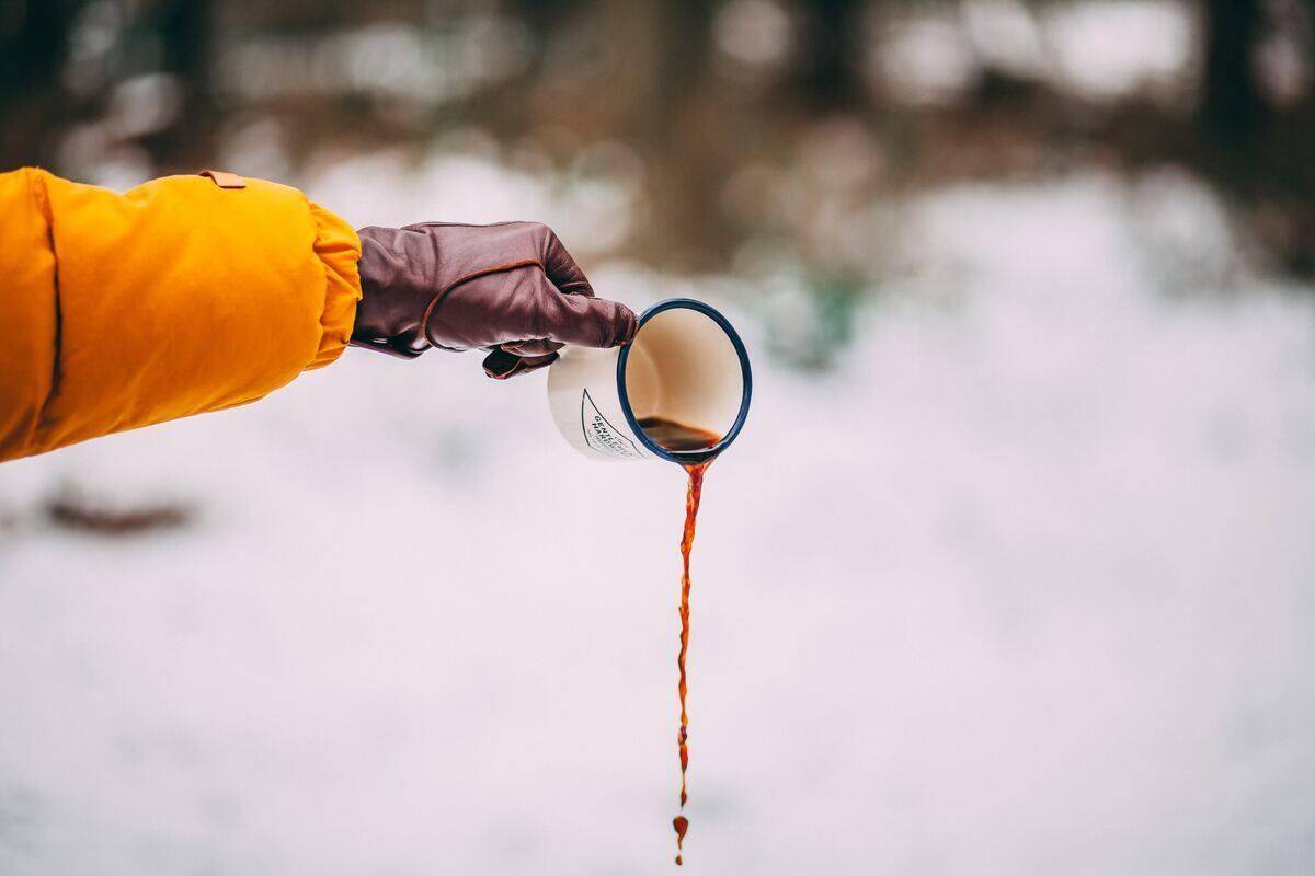 Pouring coffee