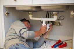 Smart Tips That Will Save You From Calling a Plumber